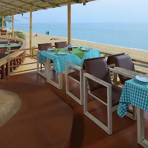 2* Hotel Baywatch Homes